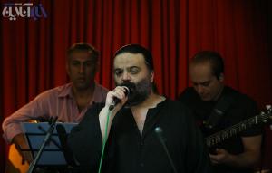 عکس هایی از تمرین گروه علیرضا عصار برای کنسرت عکس هایی از تمرین گروه علیرضا عصار برای کنسرت