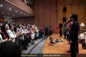 کنسرت مهمانی کوچک - علی قمصری (شهریور 1394) کنسرت مهمانی کوچک - علی قمصری (شهریور 1394)