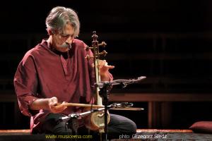 کنسرت کیهان کلهر و اردال ارزنجان در وروسلاو (لهستان، اردیبهشت 1393) کنسرت کیهان کلهر و اردال ارزنجان در وروسلاو (لهستان، اردیبهشت 1393)