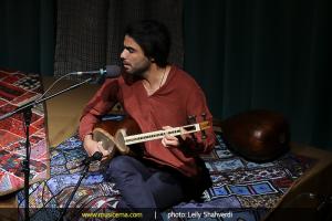 کنسرت مهمانی کوچک - علی قمصری (شهریور 1394) کنسرت مهمانی کوچک - علی قمصری (شهریور 1394)