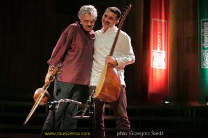 کنسرت کیهان کلهر و اردال ارزنجان در وروسلاو (لهستان، اردیبهشت 1393) کنسرت کیهان کلهر و اردال ارزنجان در وروسلاو (لهستان، اردیبهشت 1393)